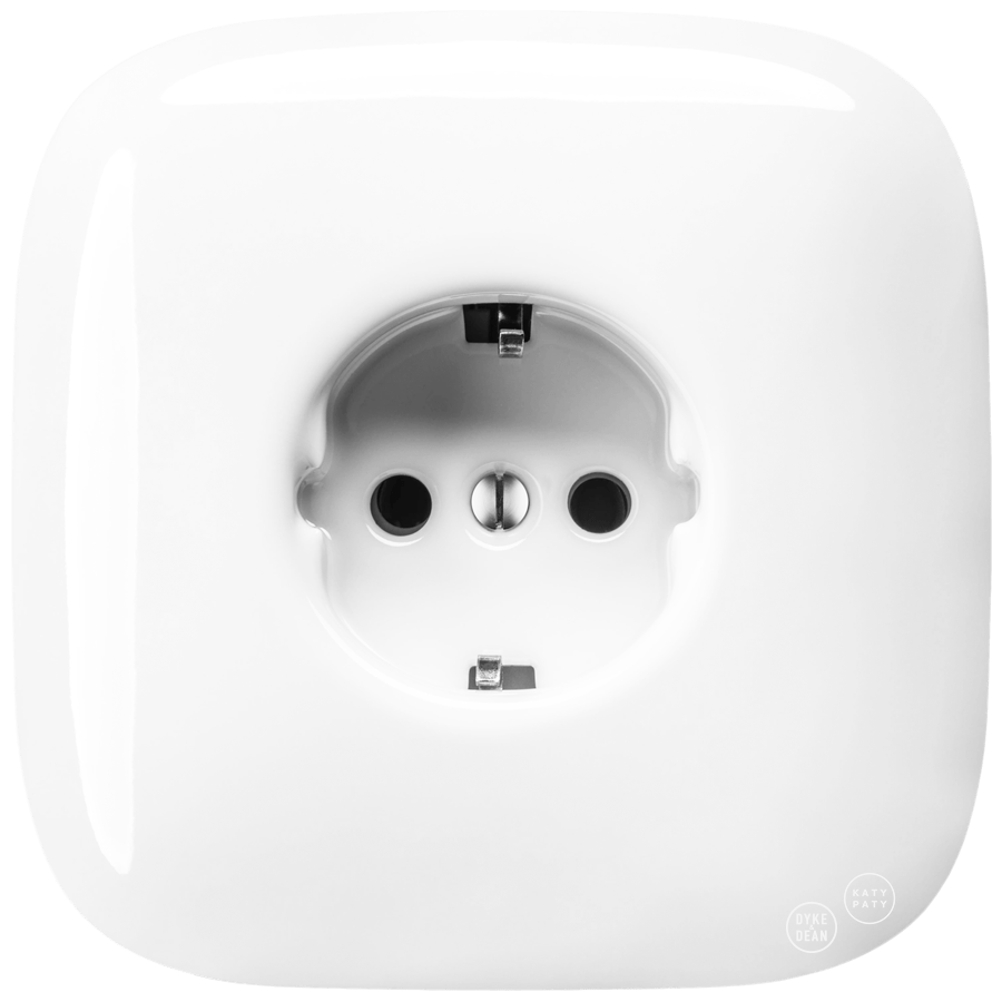 SQUARE PORCELAIN WALL SOCKET WHITE SCHUKO - DYKE & DEAN