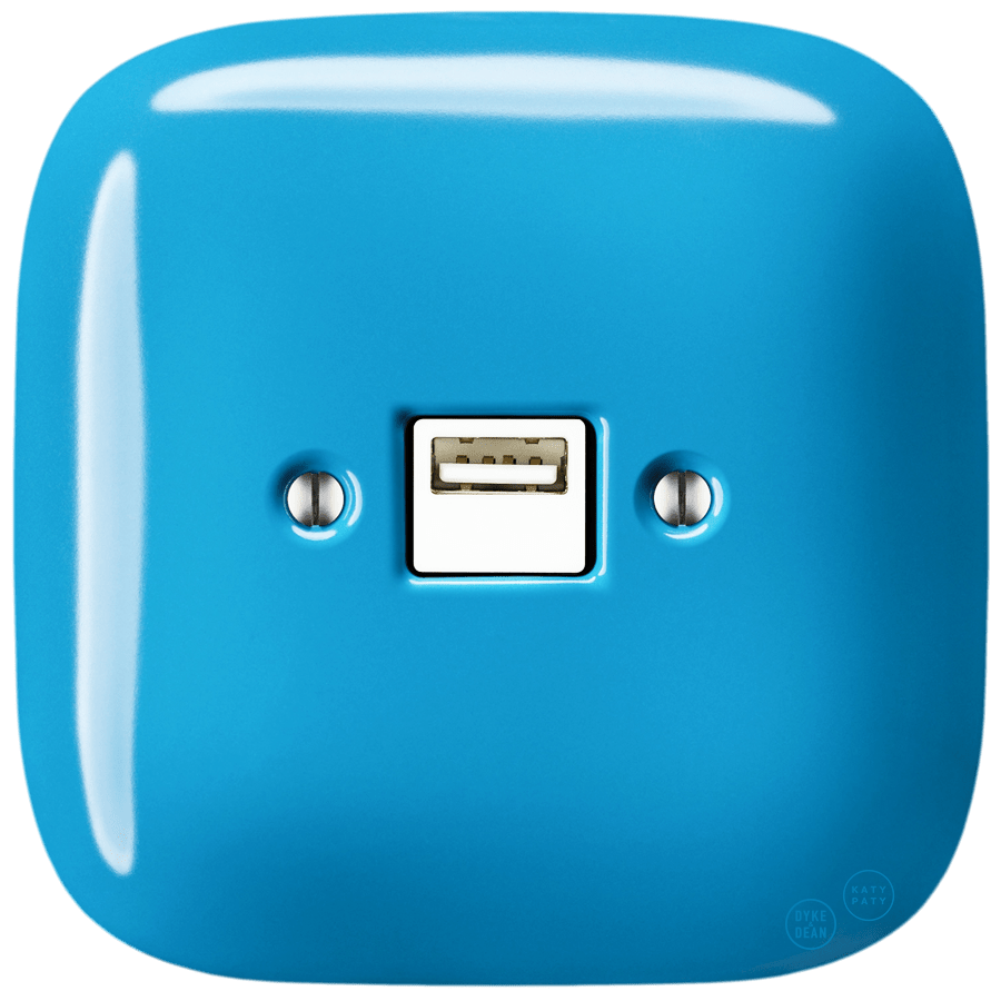 SQUARE PORCELAIN WALL USB CHARGER AZURE - DYKE & DEAN