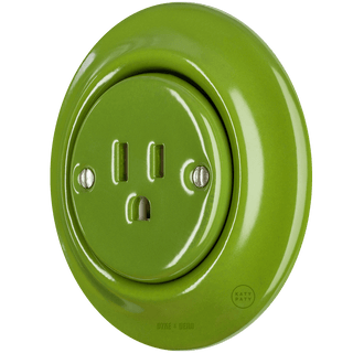 PORCELAIN WALL SOCKET GREEN USA 15 AMP - DYKE & DEAN