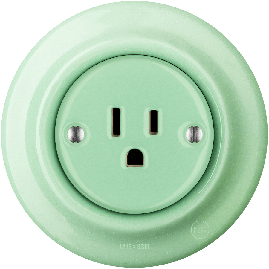 PORCELAIN WALL SOCKET MINT USA 15 AMP - DYKE & DEAN